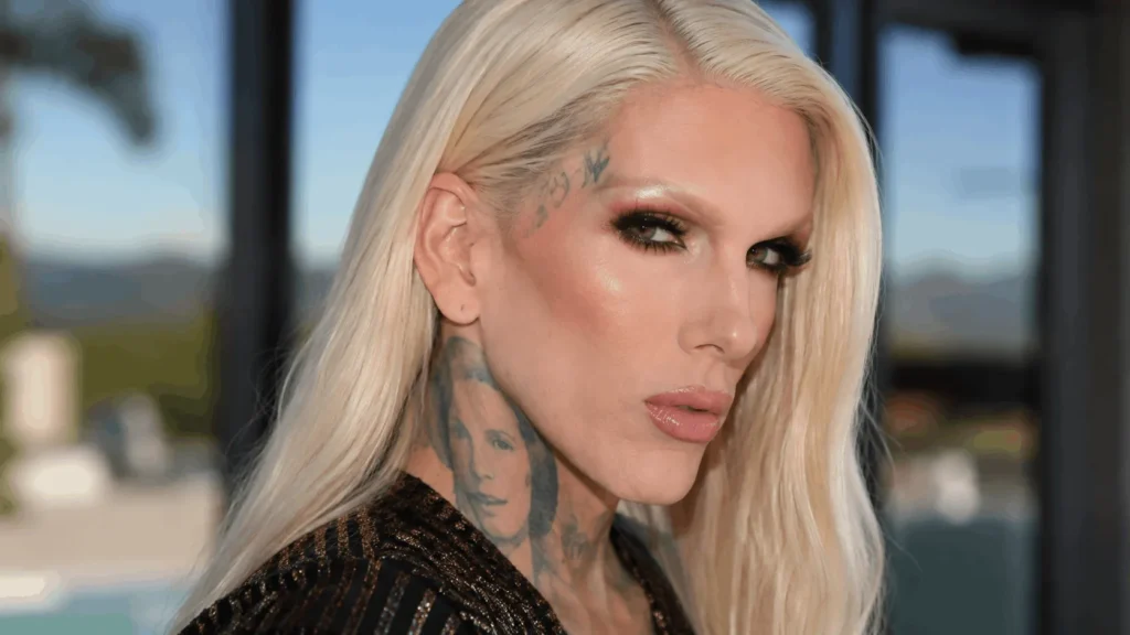 Jeffree Star net worth signature makeup style
